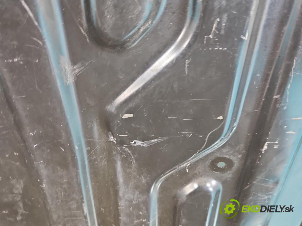 Opel Combo D 2011-2018 1.6 cdti 105 hp manual 77 kW 1598 cm3 5- Stěna: přepážka  (Ostatní)