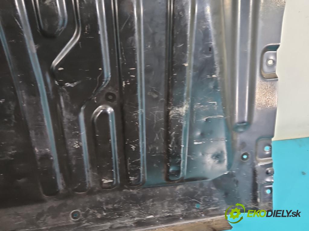 Opel Combo D 2011-2018 1.6 cdti 105 hp manual 77 kW 1598 cm3 5- Stěna: přepážka  (Ostatní)