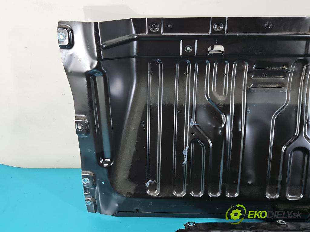 Opel Combo D 2011-2018 1.6 cdti 105 hp manual 77 kW 1598 cm3 5- Stěna: přepážka  (Ostatní)