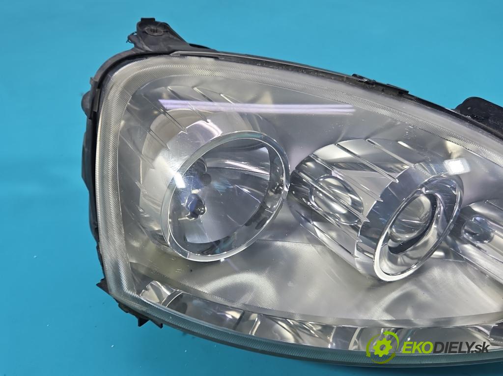 Opel Corsa C 2000-2006 1.2 16V 80 HP manual 59 kW 1229 cm3 5- Reflektor: pravý  (Pravé)