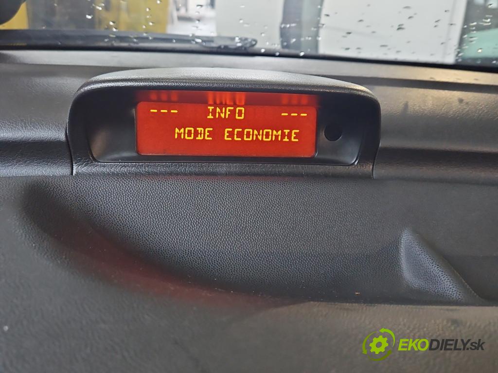 Peugeot 307 1.6 16V 109 HP manual 80 kW 1587 cm3 5- Zobrazit: 9649862680 (Prístrojové dosky, displeje)