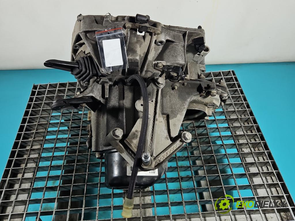 Renault Clio II 1998-2012 1,2.0 16V 75 HP manual 55 kW 1149 cm3 3- prevodovka stupeň,rýchlosť manual JB1513