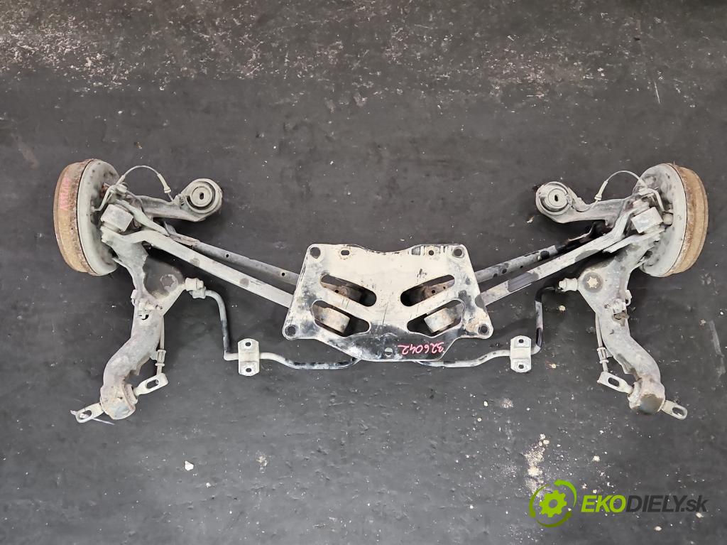 Opel Combo D 2011-2018 1.6 cdti 105 hp manual 77 kW 1598 cm3 5- zadní výztuha  (Výztuhy zadní)