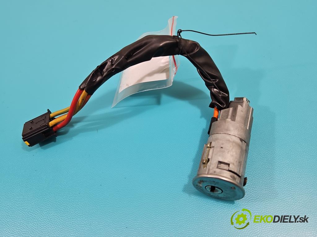 Renault Clio II 1998-2012 1,2.0 16V 75 HP manual 55 kW 1149 cm3 3- Spínačka  (Spínacie skrinky a kľúče)