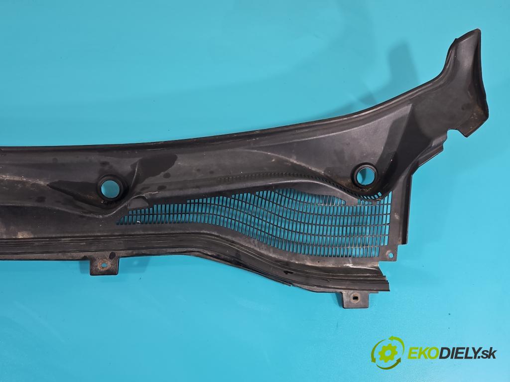 Opel Combo D 2011-2018 1.6 cdti 105 HP manual 77 kW 1598 cm3 5- torpédo 735600340 (Torpéda)