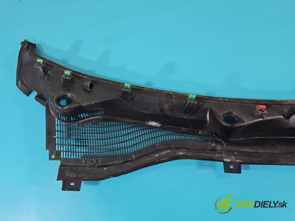 Opel Combo D 2011-2018 1.6 cdti 105 HP manual 77 kW 1598 cm3 5- torpédo 735600340 (Torpéda)