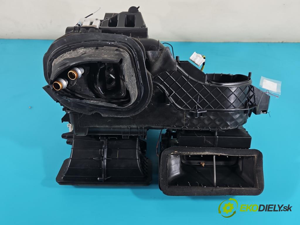 Opel Combo D 2011-2018 1.6 cdti 105 hp manual 77 kW 1598 cm3 5- radiátor 735597740 (Radiátory topení)