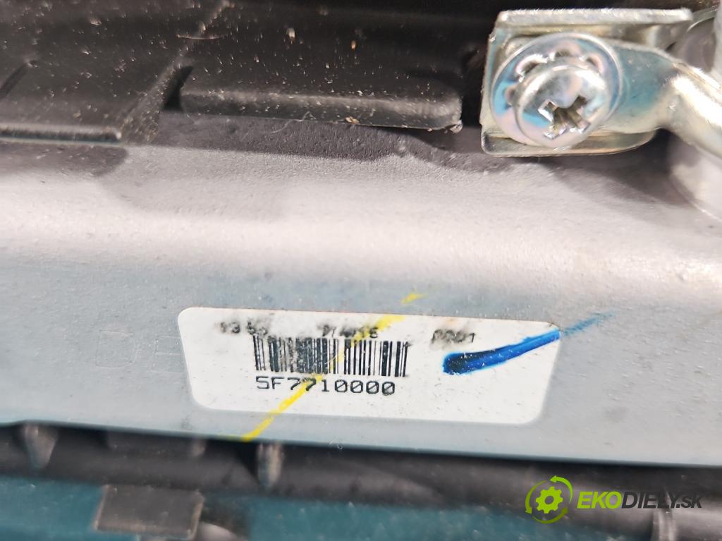 Opel Combo D 2011-2018 1.6 cdti 105 hp manual 77 kW 1598 cm3 5- radiátor 735597740 (Radiátory topení)