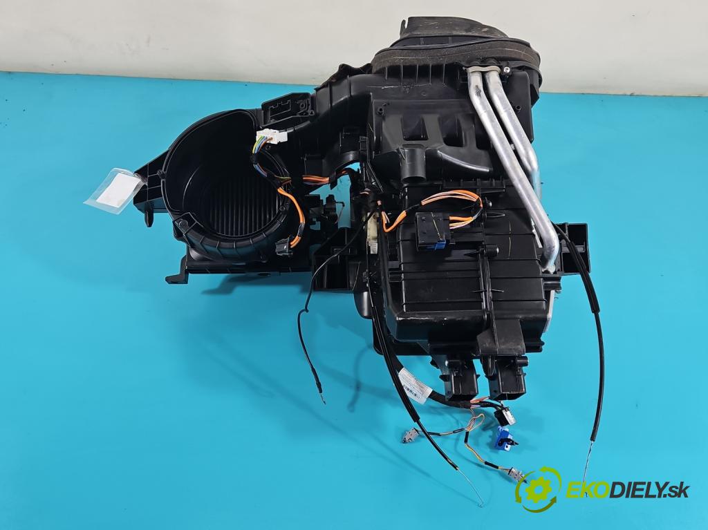 Opel Combo D 2011-2018 1.6 cdti 105 hp manual 77 kW 1598 cm3 5- radiátor 735597740 (Radiátory topení)