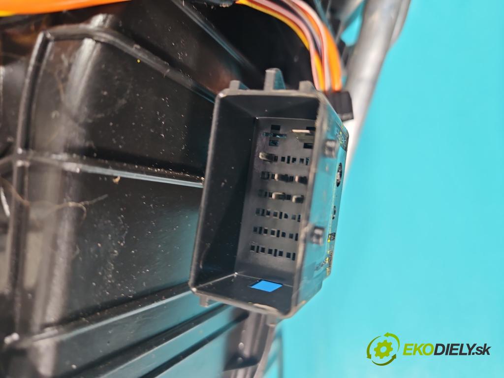 Opel Combo D 2011-2018 1.6 cdti 105 hp manual 77 kW 1598 cm3 5- radiátor 735597740 (Radiátory topení)