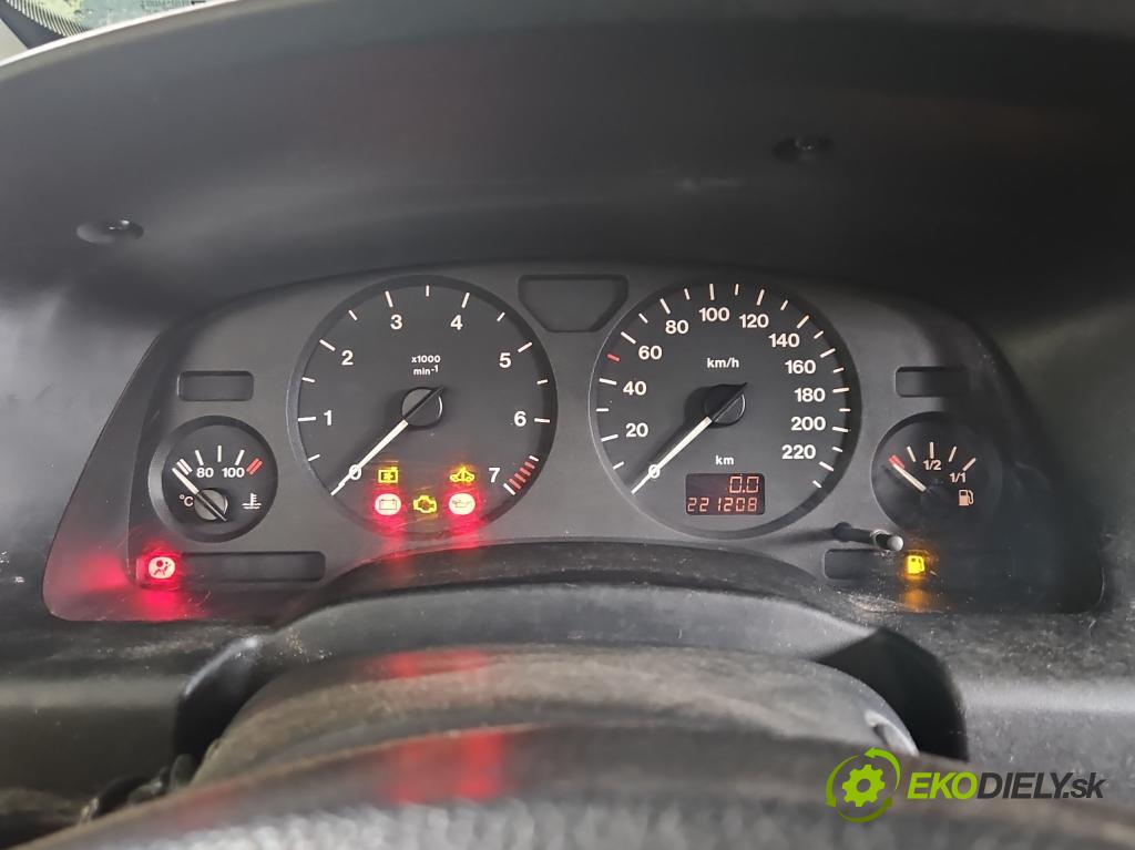 Opel Zafira A 1999-2005 1.8 16V 125 HP manual 92 kW 1796 cm3 5- prístrojovka/ budíky 110080069/007 (Prístrojové dosky, displeje)