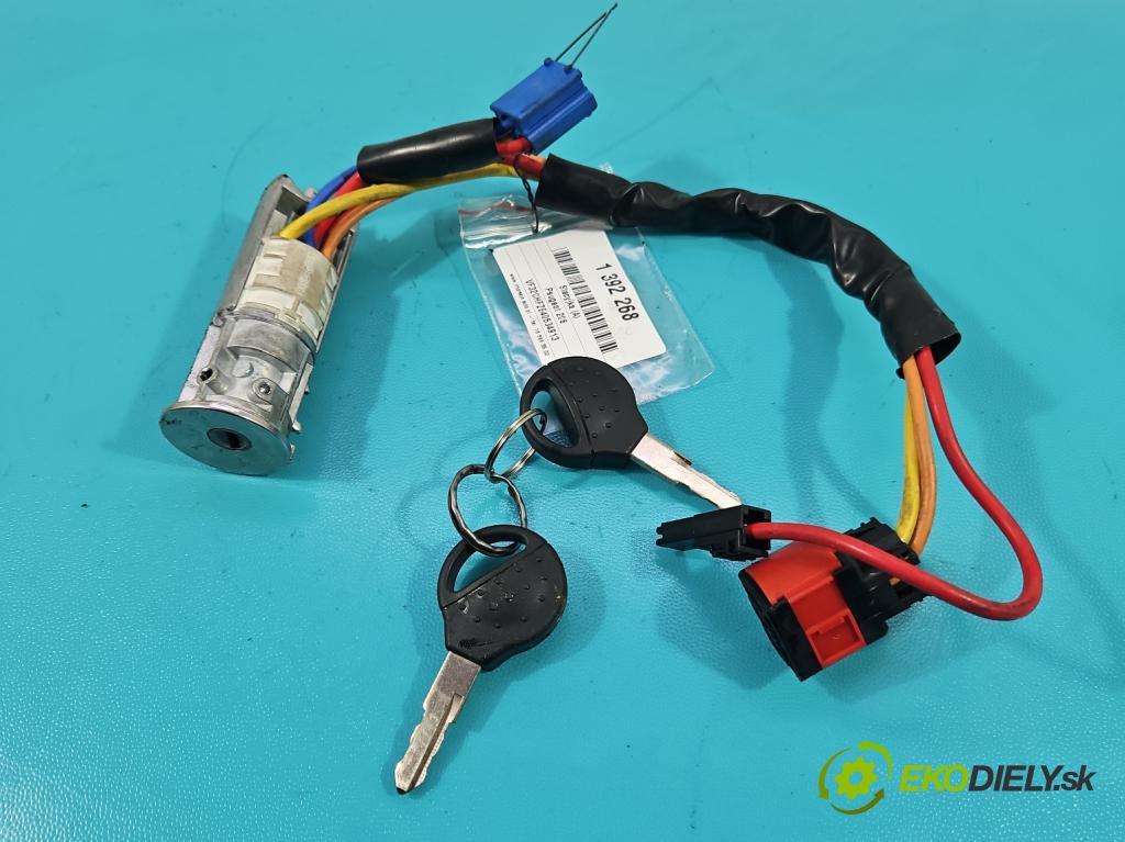 Peugeot 206 1.1 60 HP manual 44 kW 1124 cm3 3- Spínačka  (Spínacie skrinky a kľúče)