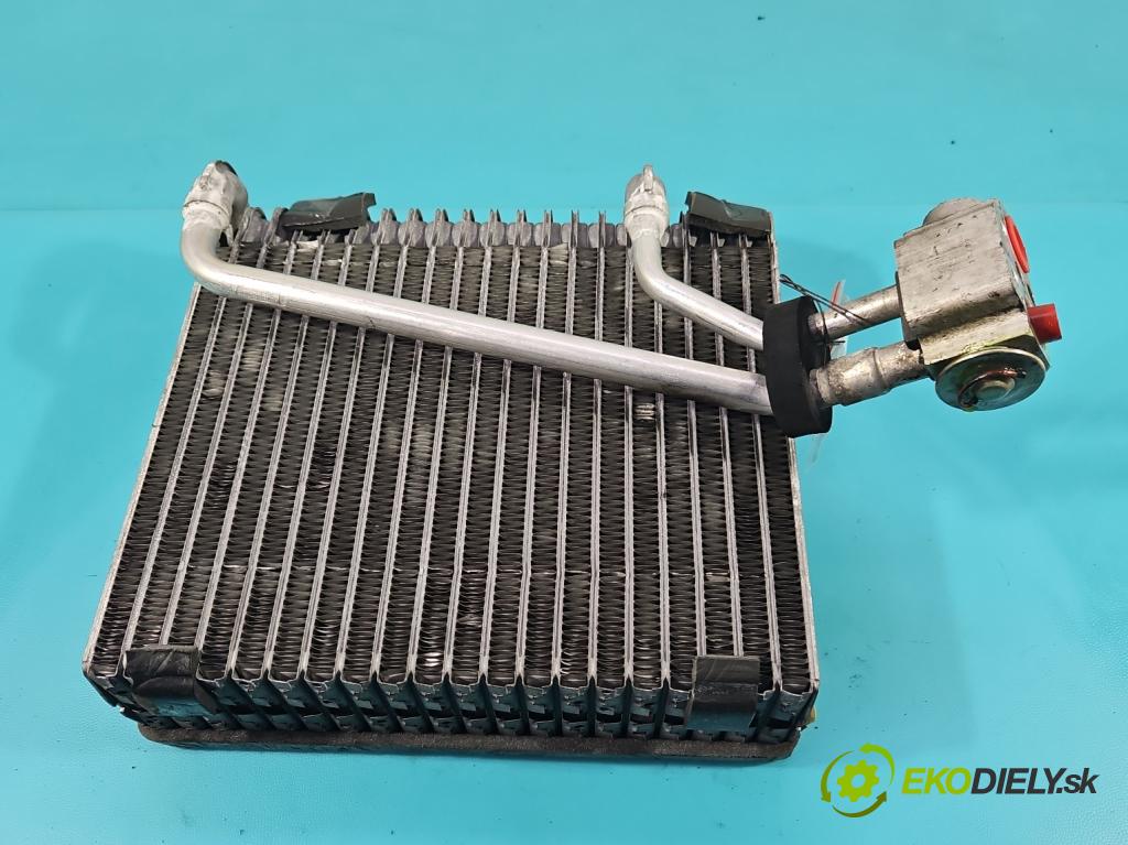 Vw Transporter T5 2003-2015 1.9 tdi 102 hp manual 75 kW 1896 cm3 5- radiátor 7H1820101C (Radiátory topení)