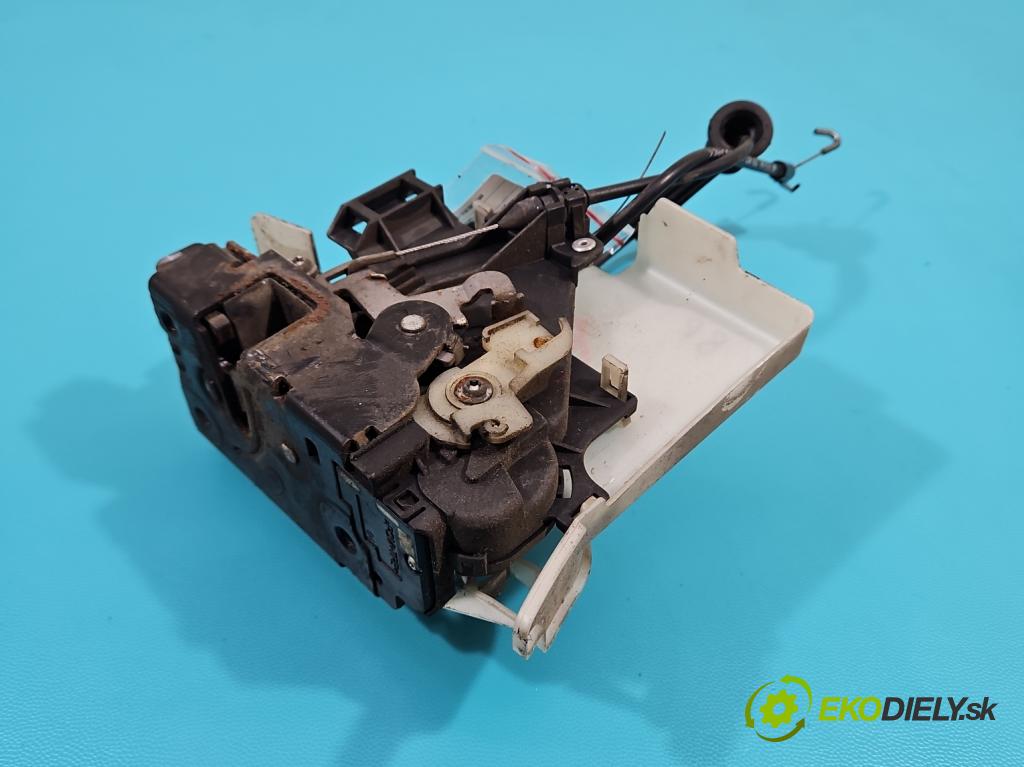 Vw Transporter T5 2003-2015 1.9 tdi 102 hp manual 75 kW 1896 cm3 5- zámek přední pravý 3B1837016BR