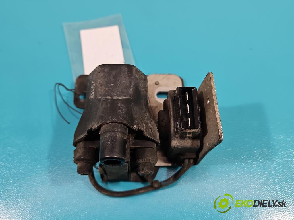 Audi 80 B4 1991-1994 2.0 90 HP manual 66 kW 1984 cm3 5- cievka zapaľovacia  (Zapaľovacie cievky, moduly)