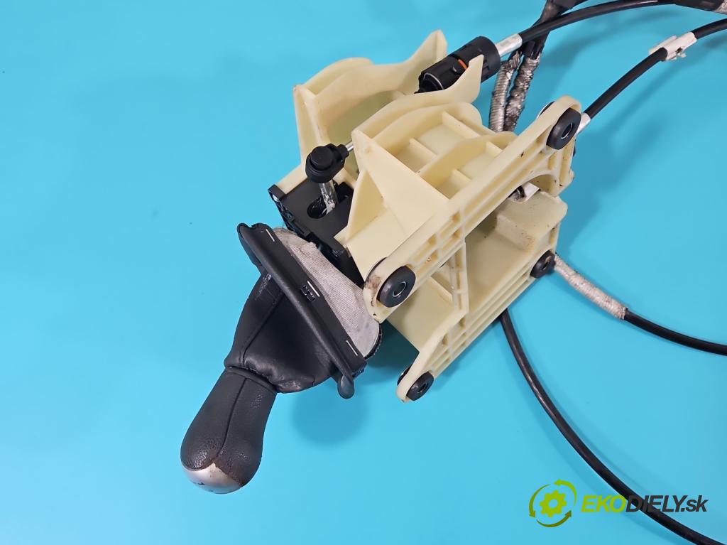 Ford C-Max I 2003-2010 1.8 16V 122 HP manual 90 kW 1798 cm3 5- Páka: Změny: stupeň,rýchlosť 3M5R-7K387-FF (Rýchlostné páky / kulisy)