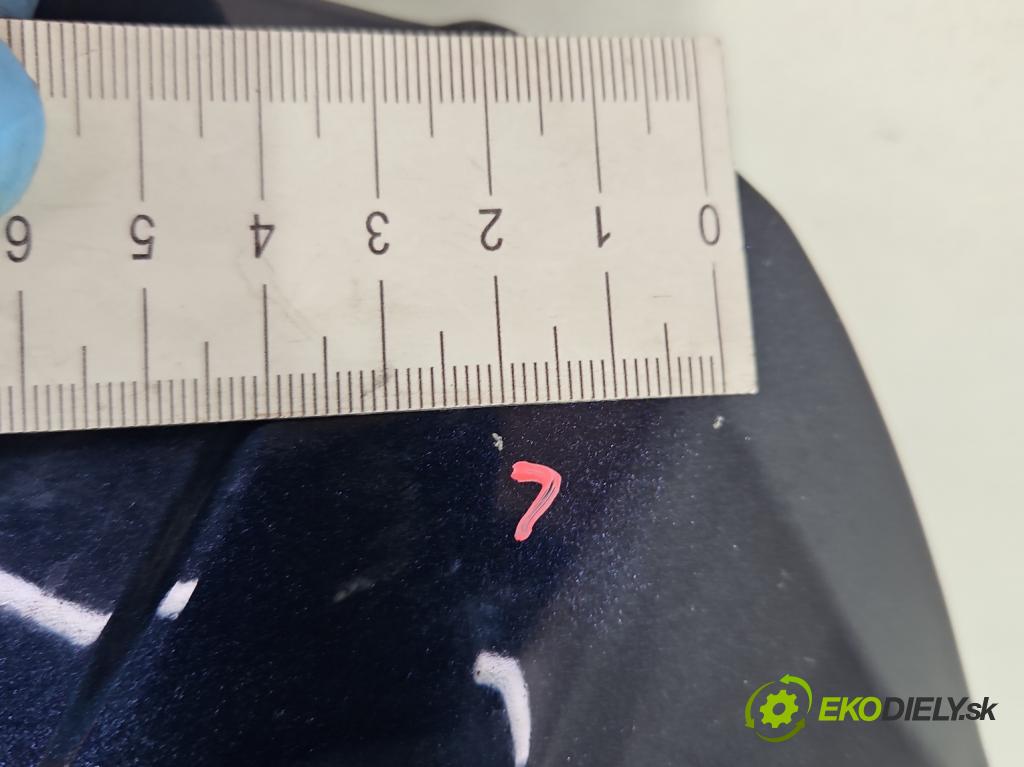 Vw Passat B7 2010-2014 1.4 TSI 150 hp automatic 110 kW 1390 cm3 5- zadní kufrové dveře  (Zadní kapoty)