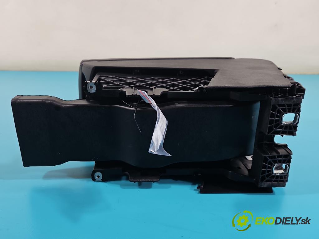 Vw Passat B7 2010-2014 1.4 TSI 150 HP automatic 110 kW 1390 cm3 5- operadlo  (Lakťové opierky)