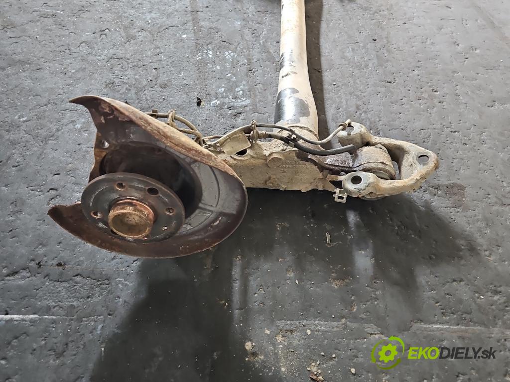 Opel Astra III 2004-2014 1.6 16V 105 hp manual 77 kW 1598 cm3 5- zadní výztuha  (Výztuhy zadní)