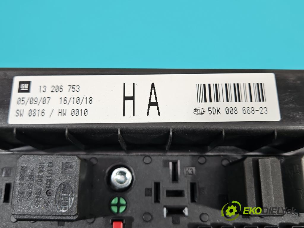Opel Astra III 2004-2014 1.6 16V 105 hp manual 77 kW 1598 cm3 5- skříňka pojistková 13206753 (Pojistkové skříňky)