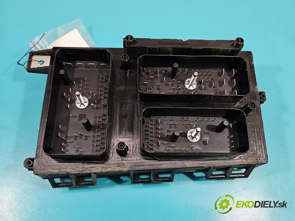 Opel Astra III 2004-2014 1.6 16V 105 hp manual 77 kW 1598 cm3 5- skříňka pojistková 13206753 (Pojistkové skříňky)