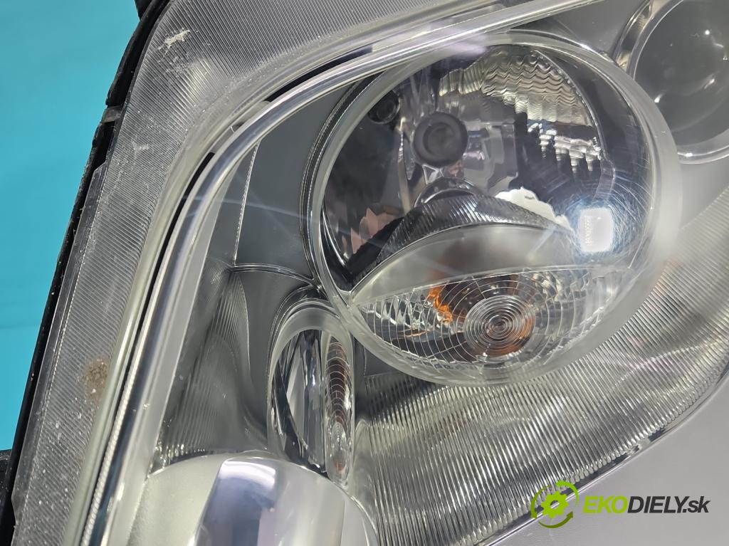 Lancia Phedra 2002-2010 2.2 jtd 128 HP manual 94 kW 2179 cm3 5- Reflektor: ľavý 1494332080 (Kľučka dverí ostatné)