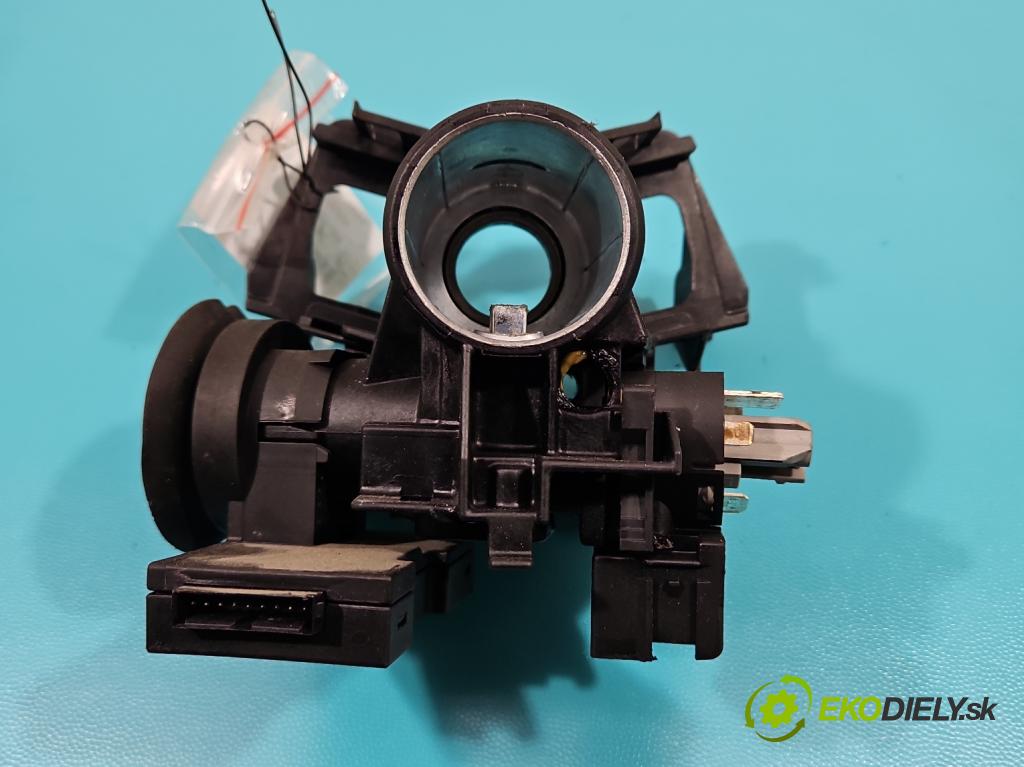 Opel Zafira A 1999-2005 2.0 dti 101 HP manual 74 kW 1995 cm3 5- Spínačka  (Spínacie skrinky a kľúče)