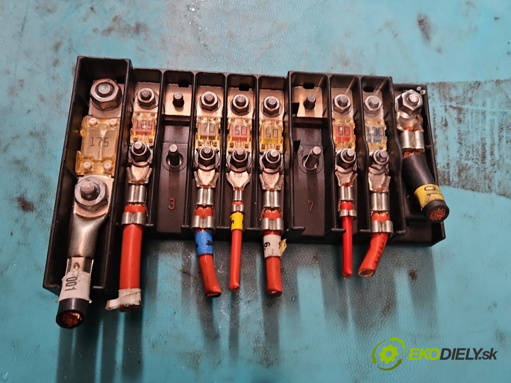 Vw Transporter T5 2003-2015 1.9 tdi 102 hp manual 75 kW 1896 cm3 5- skříňka pojistková 7H6970187FD (Pojistkové skříňky)