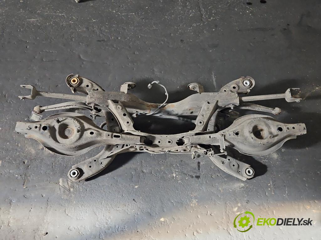 Mazda CX-5 2012-2017 2.2d 175 hp manual 129 kW 2191 cm3 5- zadní výztuha  (Výztuhy zadní)