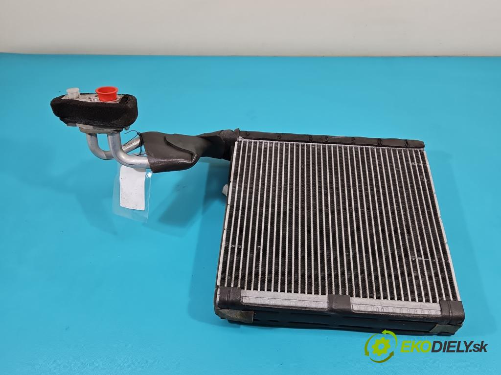 Mazda CX-5 2012-2017 2.2d 175 hp manual 129 kW 2191 cm3 5- radiátor  (Radiátory topení)