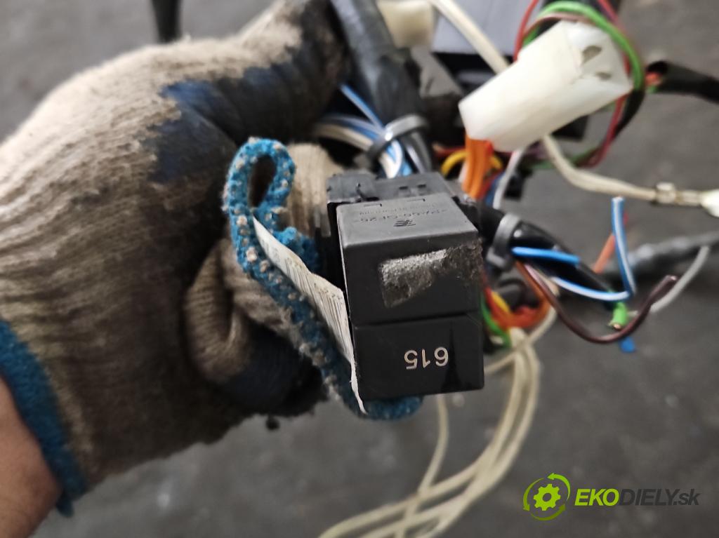 Mazda CX-5 2012-2017 2.2d 175 hp manual 129 kW 2191 cm3 5- oko tažné KD45-V3-920 (Tažná zařízení)