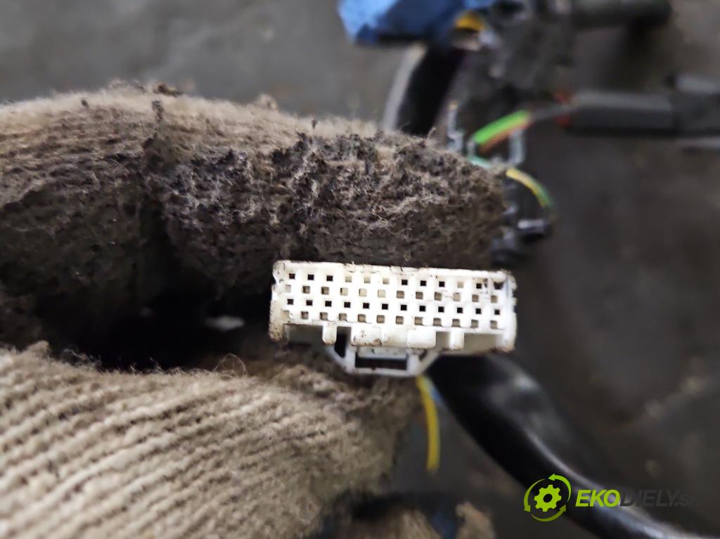 Mazda CX-5 2012-2017 2.2d 175 hp manual 129 kW 2191 cm3 5- oko tažné KD45-V3-920 (Tažná zařízení)