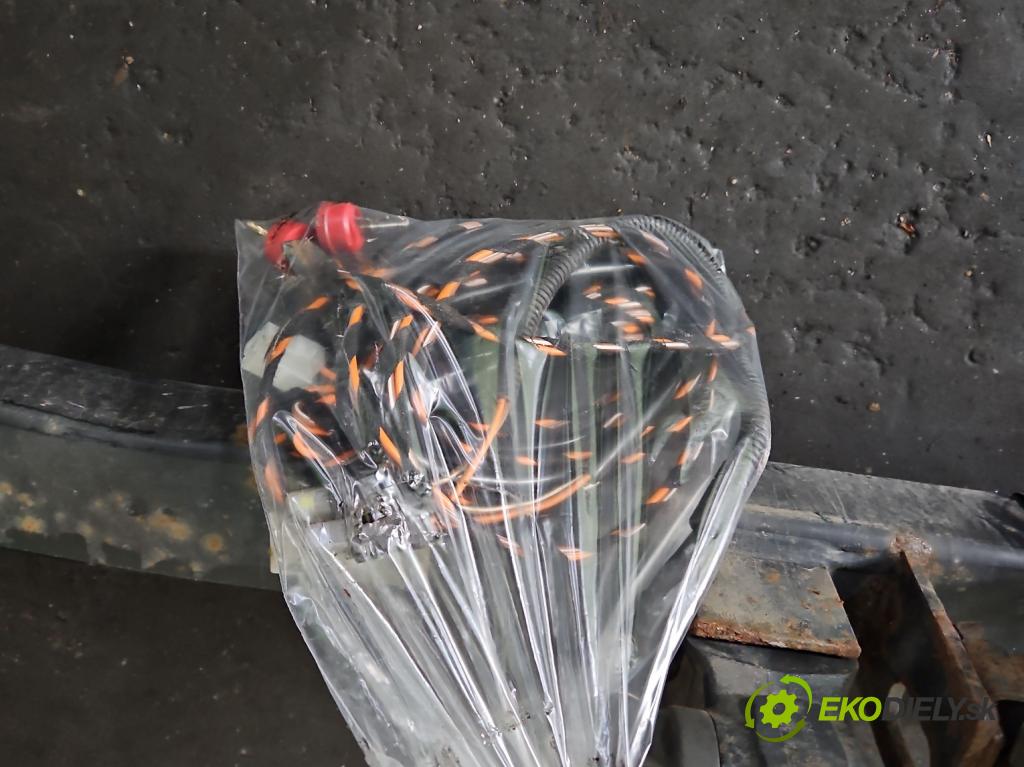 Mazda CX-5 2012-2017 2.2d 175 hp manual 129 kW 2191 cm3 5- oko tažné KD45-V3-920 (Tažná zařízení)