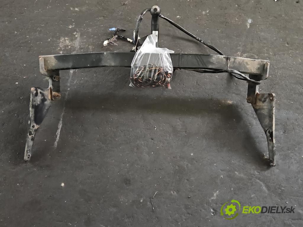 Mazda CX-5 2012-2017 2.2d 175 hp manual 129 kW 2191 cm3 5- oko tažné KD45-V3-920 (Tažná zařízení)