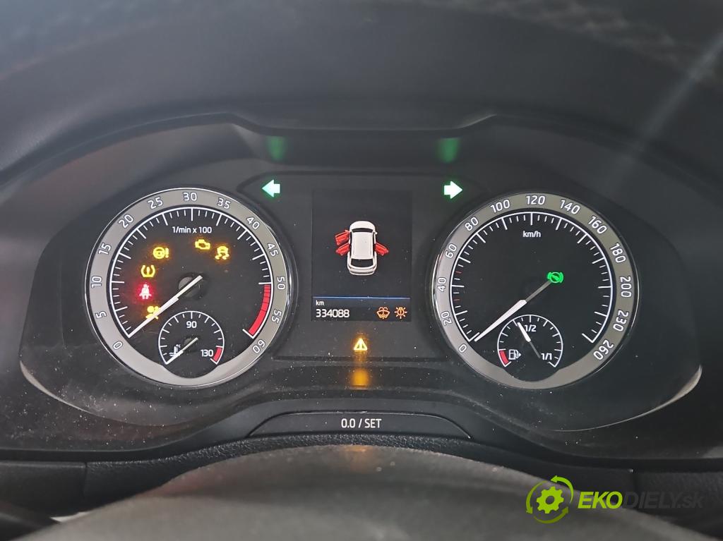 Skoda Karoq 2017- 2.0 tdi 150 hp automatic 110 kW 1968 cm3 5- Přístrojová deska 565920751A (Přístrojové desky, displeje)