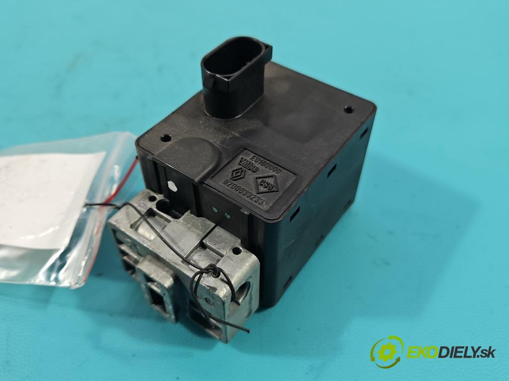 Renault Megane II 2003-2008 1.6 16V (K4M) 113 HP manual 83 kW 1598 cm3 5- Blokáda: řízení: 8200033233 (Ostatné)