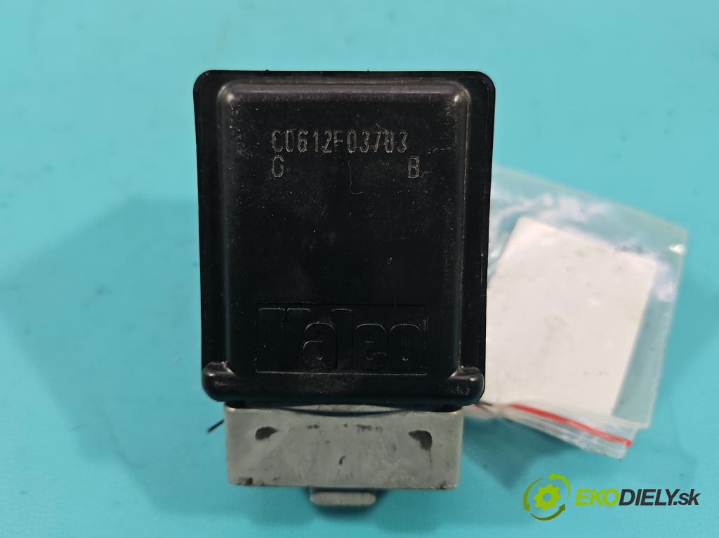 Renault Megane II 2003-2008 1.6 16V (K4M) 113 HP manual 83 kW 1598 cm3 5- Blokáda: řízení: 8200033233 (Ostatné)