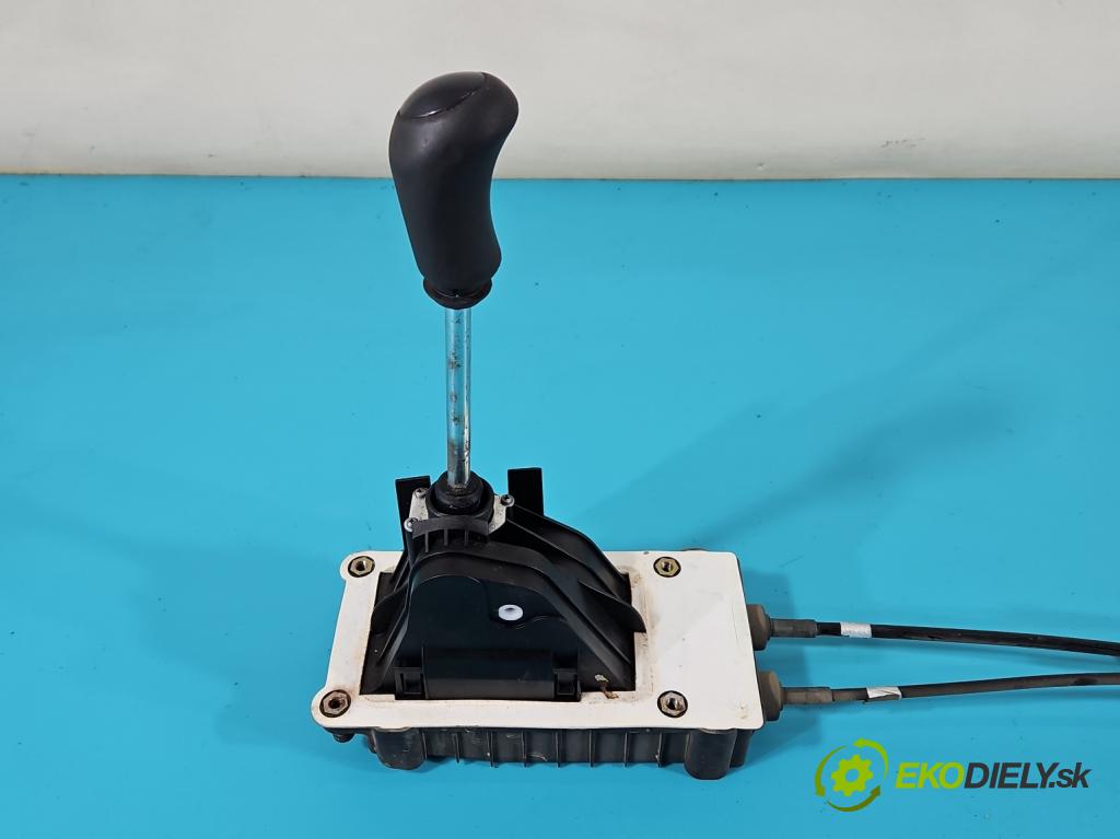 Renault Megane II 2003-2008 1.6 16V (K4M) 113 HP manual 83 kW 1598 cm3 5- Páka: Změny: stupeň,rýchlosť 8200105010 (Rýchlostné páky / kulisy)