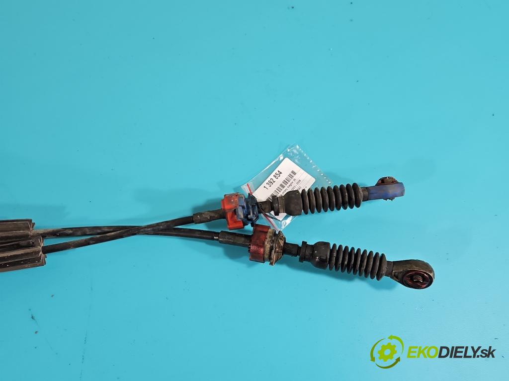 Renault Megane II 2003-2008 1.6 16V (K4M) 113 HP manual 83 kW 1598 cm3 5- Páka: Změny: stupeň,rýchlosť 8200105010 (Rýchlostné páky / kulisy)