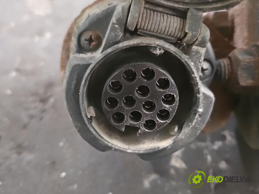 Chevrolet Aveo T200 2003-2008 1,2.0 8v 72 hp manual 53 kW 1150 cm3 5- oko tažné  (Tažná zařízení)