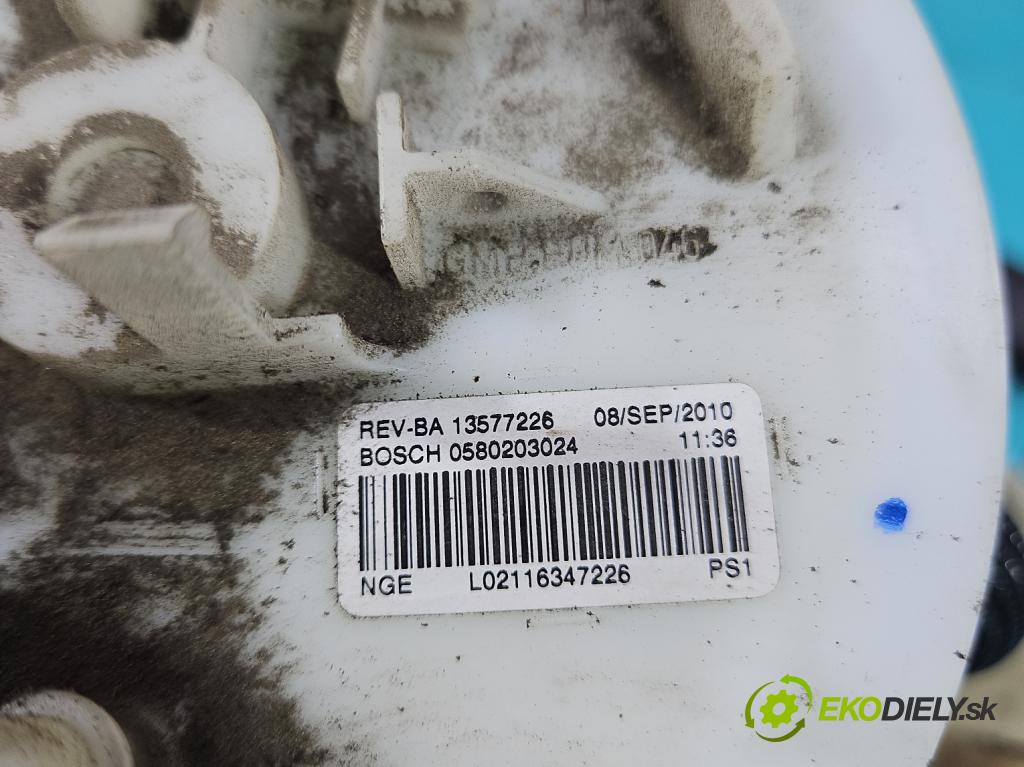 Opel Insignia A 2008-2017 2.0 cdti 160 hp manual 118 kW 1956 cm3 5- čerpadlo paliva 13577226