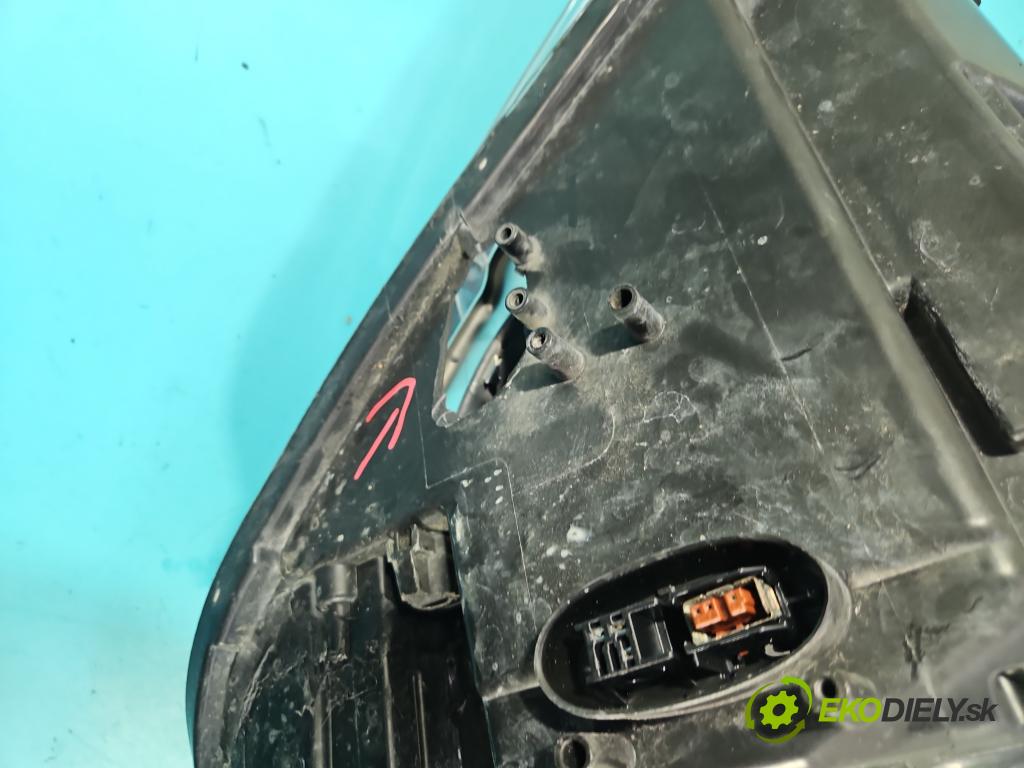 Opel Insignia A 2008-2017 2.0 cdti 160 HP manual 118 kW 1956 cm3 5- Reflektor: pravý  (Pravé)