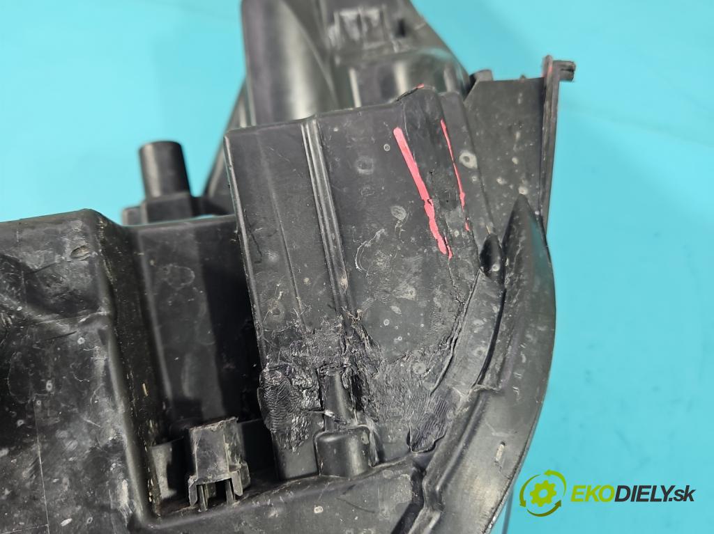 Opel Insignia A 2008-2017 2.0 cdti 160 HP manual 118 kW 1956 cm3 5- Reflektor: pravý  (Pravé)