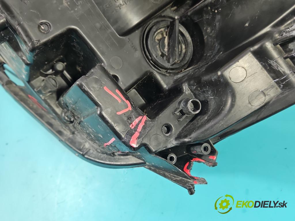 Opel Insignia A 2008-2017 2.0 cdti 160 HP manual 118 kW 1956 cm3 5- Reflektor: pravý  (Pravé)