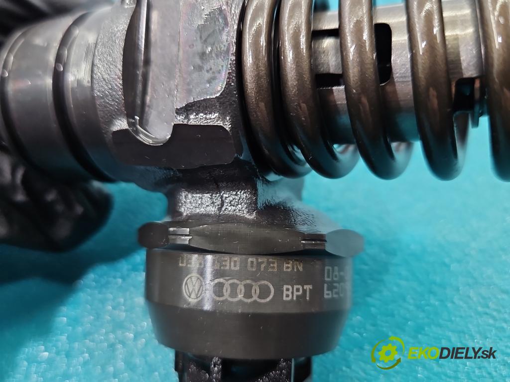 Audi A3 8P 2003-2012 1.9 tdi 105 HP manual 77 kW 1896 cm3 5- vstrekovacie čerpadlo 0414720313 (Vstrekovač paliva)