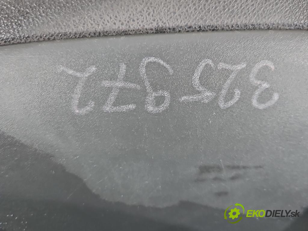 Renault Clio III 2005-2012 1.5 dci 68 HP manual 50 kW 1461 cm3 5- kokpit,pristrojová doska rozdeľovacia