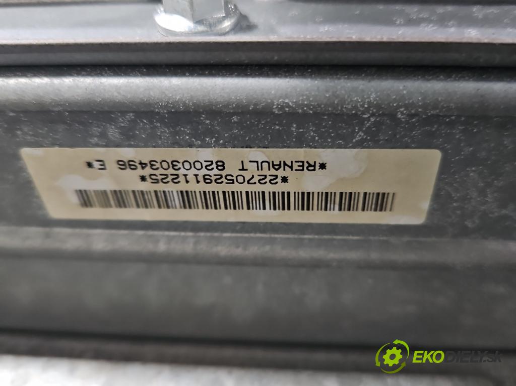 Renault Clio III 2005-2012 1.5 dci 68 HP manual 50 kW 1461 cm3 5- kokpit,pristrojová doska rozdeľovacia