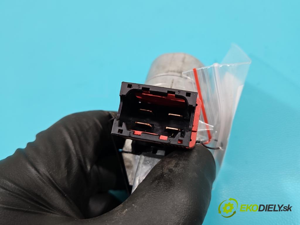 Renault Clio III 2005-2012 1.5 dci 68 HP manual 50 kW 1461 cm3 5- Spínačka 8200214168 (Spínacie skrinky a kľúče)