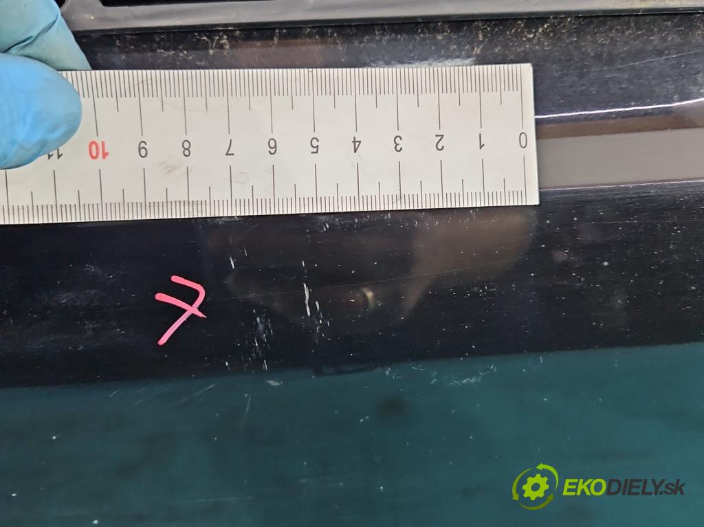 Bmw X5 E53 1999-2006 3.0d 184 hp automatic 135 kW 2993 cm3 5- zadní kufrové dveře  (Zadní kapoty)