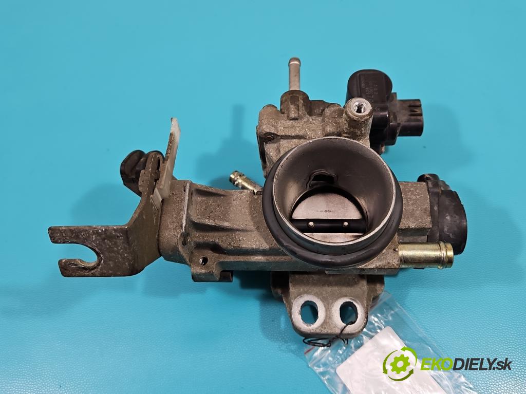 Toyota Yaris I 1999-2005 1.3 vvti 87 HP manual 64 kW 1298 cm3 5- klapka 136800-1702 (Škrtiace klapky)
